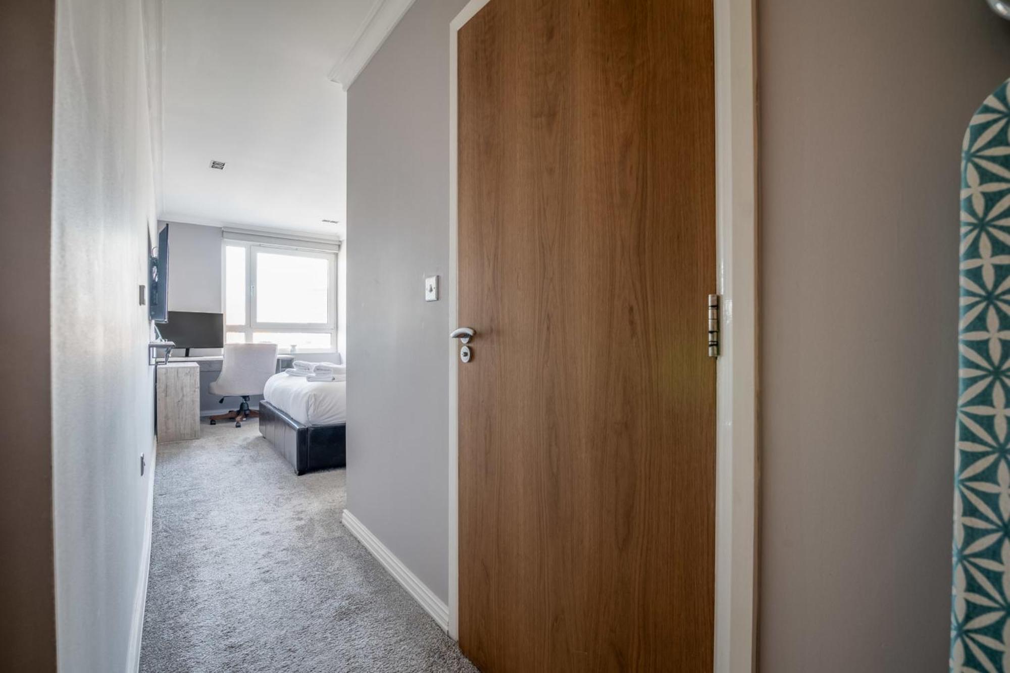 Canary Wharf Retreat With Free Secure Parking Londra Esterno foto